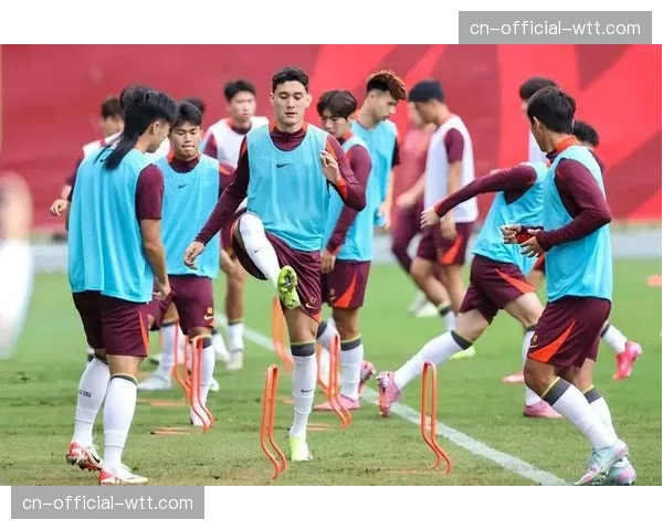 上海海港引援目标:接触成都蓉城国脚中卫韩鹏飞,谈判紧张进行中 上海海港引援目标:接触成都蓉城国脚中卫韩鹏飞,谈判紧张进行中